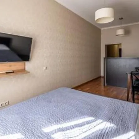 проспект свободи, центр міста! класс люкс! Львов